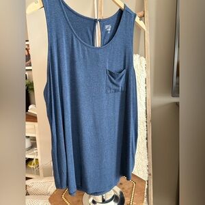 Market & Spruce Navy Tank Top